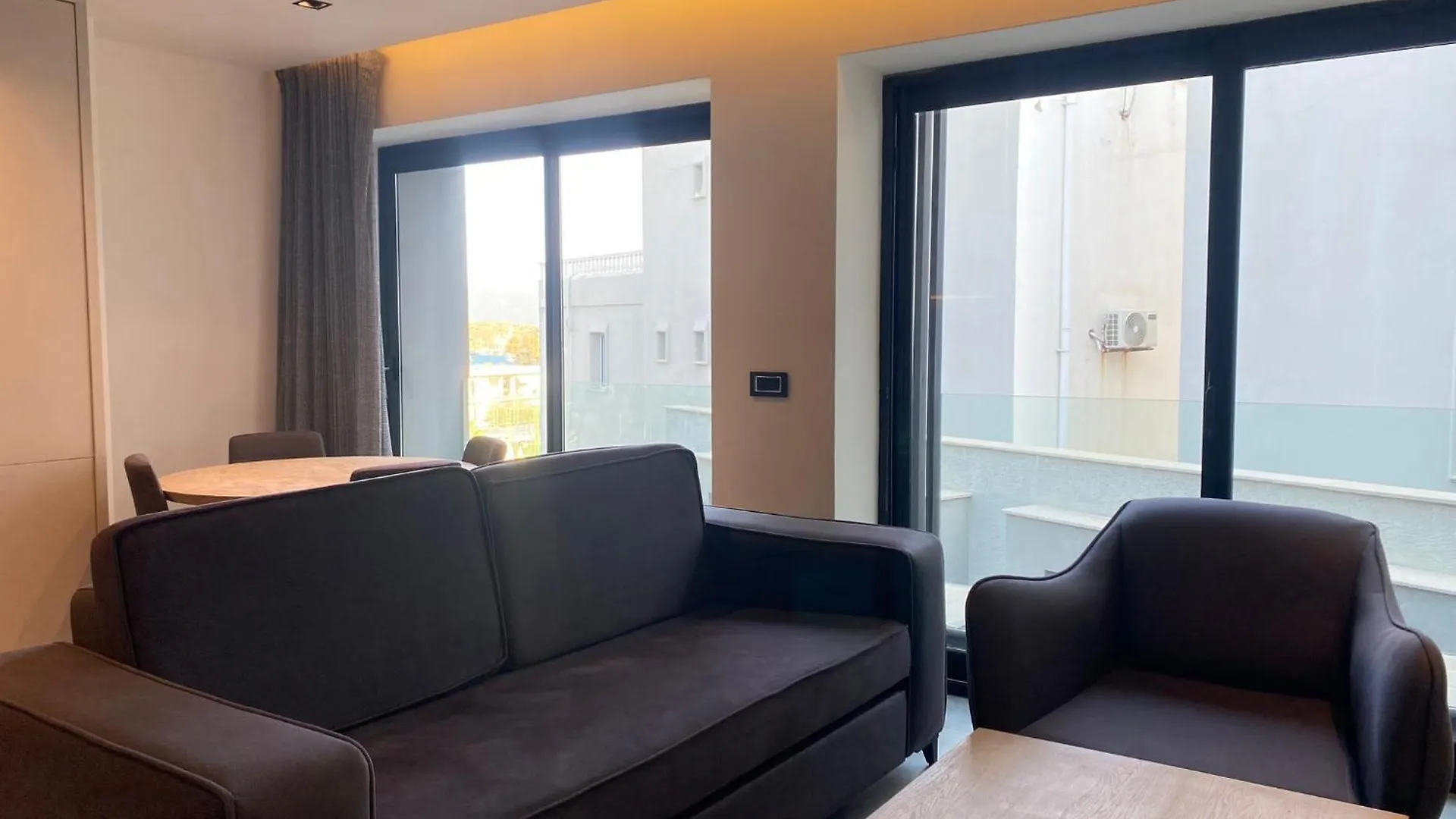 Chic 1-Br Residence In Bodrum - Beach Access Gümbet Διαμέρισμα